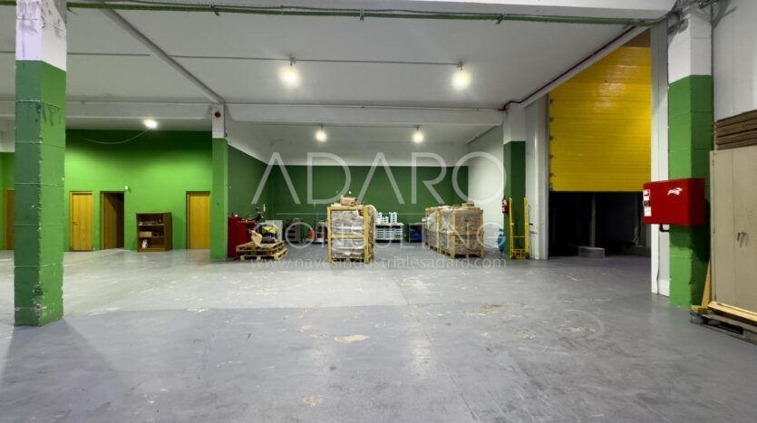 Nave Industrial Frigorífica en Venta en Alcorcón de 1.188 m²