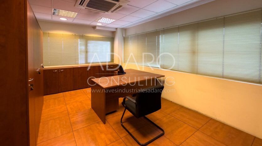 Nave industrial en Getafe de de 902 m²