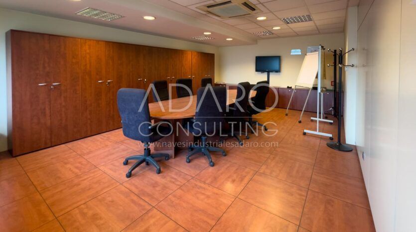 Nave industrial en Getafe de de 902 m²