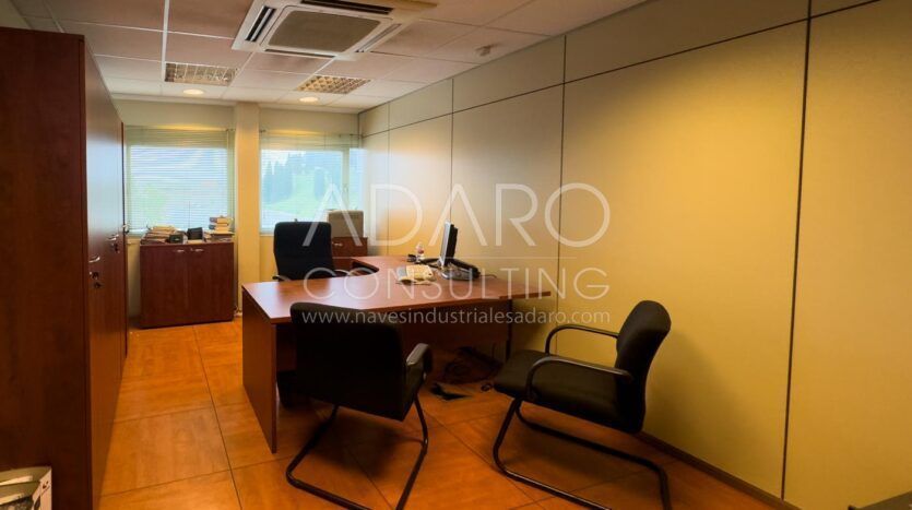 Nave industrial en Getafe de de 902 m²