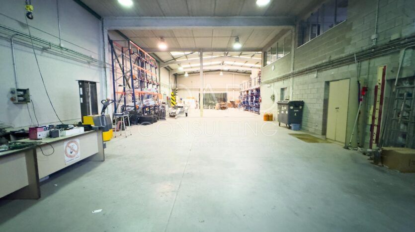 Nave industrial en Getafe de de 902 m²