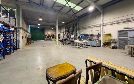 Nave Industrial en Venta en Getafe de 902 m²