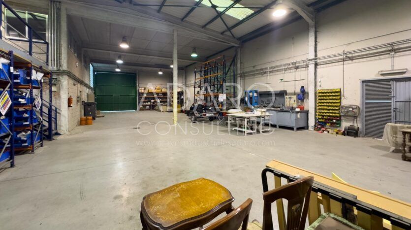 Nave industrial en Getafe de de 902 m²