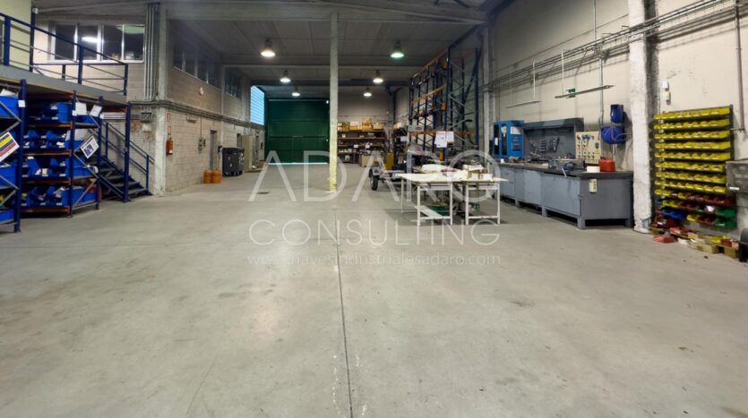 Nave industrial en Getafe de de 902 m²