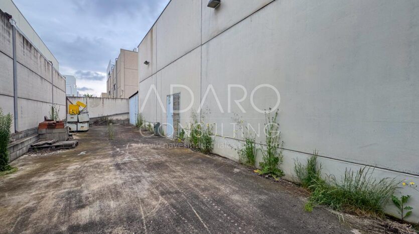 Nave industrial en Getafe de de 902 m²