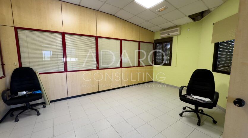 Alquiler de Nave Industrial en Fuenlabrada de 737 m2