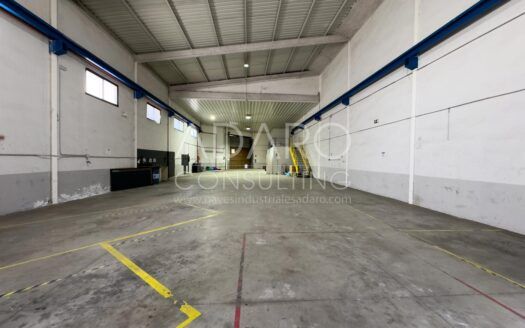 Nave Industrial en Alquiler en Fuenlabrada de 737 m²