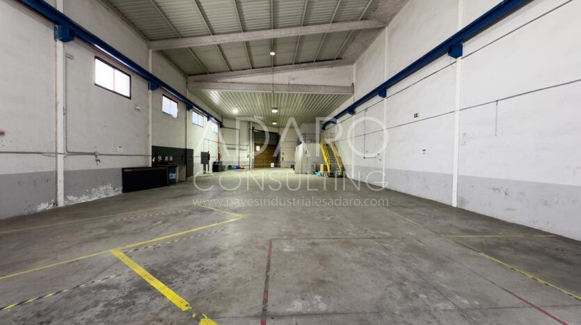 Alquiler de Nave Industrial en Fuenlabrada de 737 m2