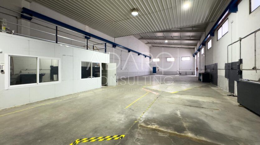 Alquiler de Nave Industrial en Fuenlabrada de 737 m2