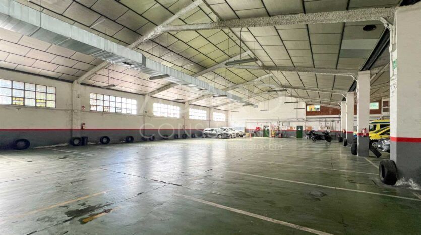 Nave industrial en venta en Leganés de 2.030 m²