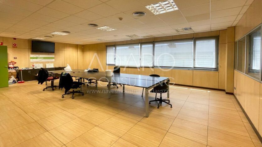 Nave Industrial en Alquiler en Leganés de 652 m²