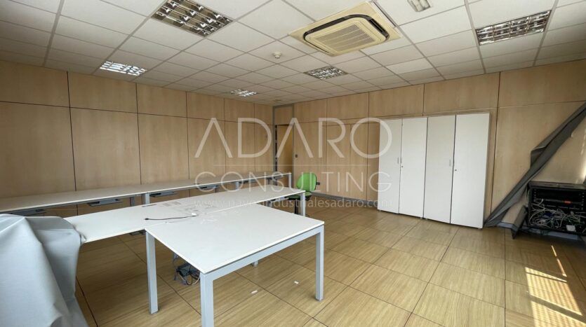 Nave Industrial en Alquiler en Leganés de 652 m²