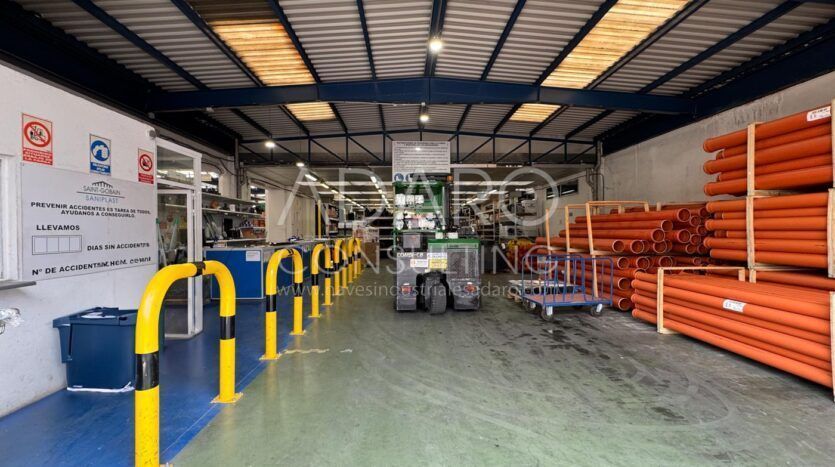 Nave Industrial en Alquiler en Leganés de 1.427 m²