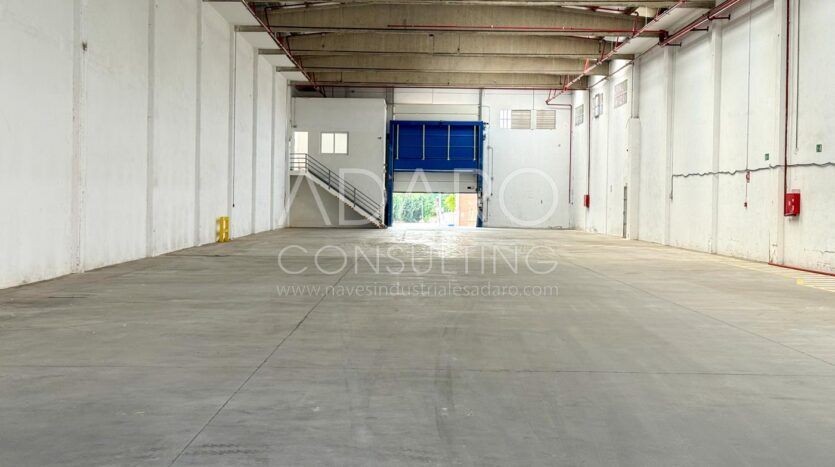 Nave Industrial en Alquiler en Alcalá de Henares de 1.015 m²