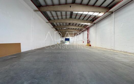 Nave Industrial en Alquiler en Alcalá de Henares de 1.015 m²