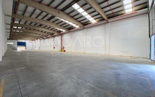 Nave Industrial en Alquiler en Alcalá de Henares de 1.015 m²