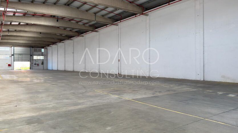 Nave Industrial en Alquiler en Alcalá de Henares de 1.015 m²