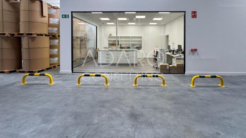 Nave Industrial en Alquiler en Alcalá de Henares de 1.620 m²