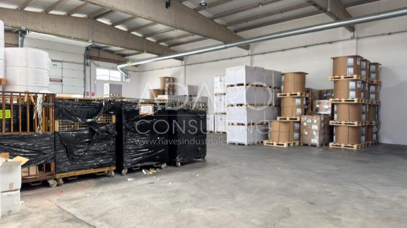 Nave Industrial en Alquiler en Alcalá de Henares de 1.620 m²