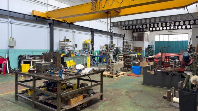 Nave Industrial en Venta en Torrejón de Ardoz de 1.038 m²