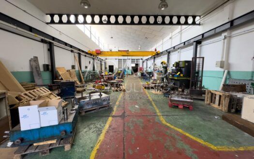 Nave Industrial en Venta en Torrejón de Ardoz de 1.038 m²