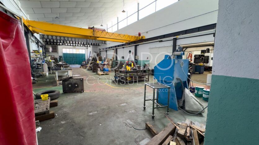 Nave Industrial en Venta en Torrejón de Ardoz de 1.038 m²