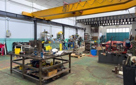 Nave Industrial en Venta en Torrejón de Ardoz de 522 m²