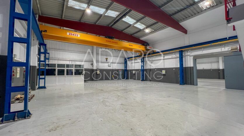 Nave Industrial en Alquiler en Torrejón de Ardoz de 841 m²