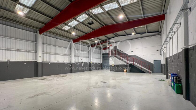 Nave Industrial en Alquiler en Torrejón de Ardoz de 841 m²