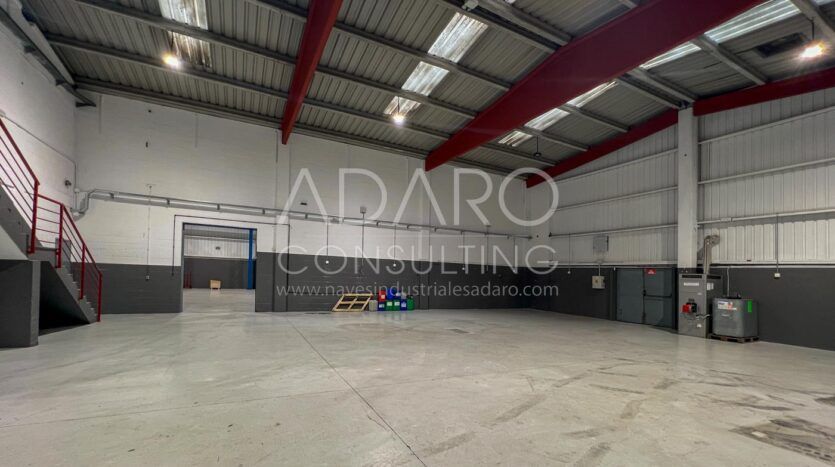 Nave Industrial en Alquiler en Torrejón de Ardoz de 841 m²