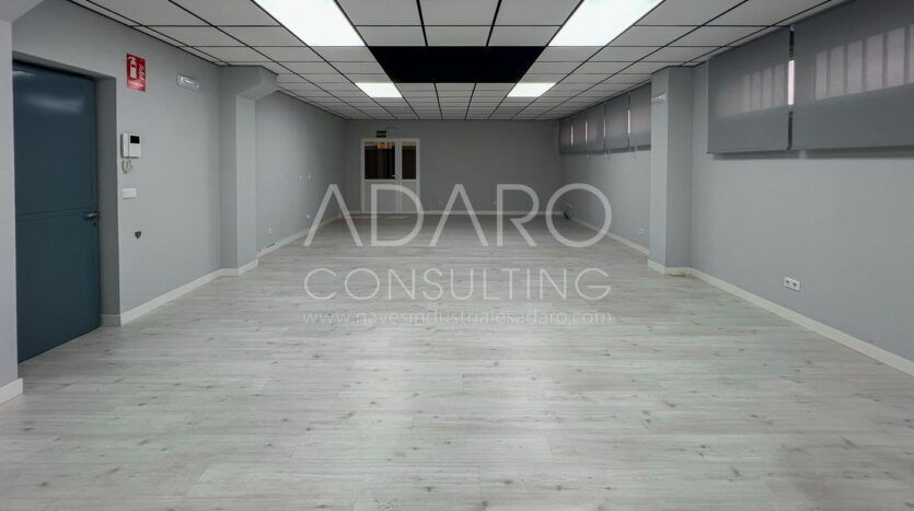Nave Industrial en Alquiler en Torrejón de Ardoz de 841 m²