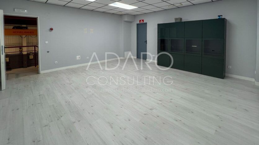 Nave Industrial en Alquiler en Torrejón de Ardoz de 841 m²