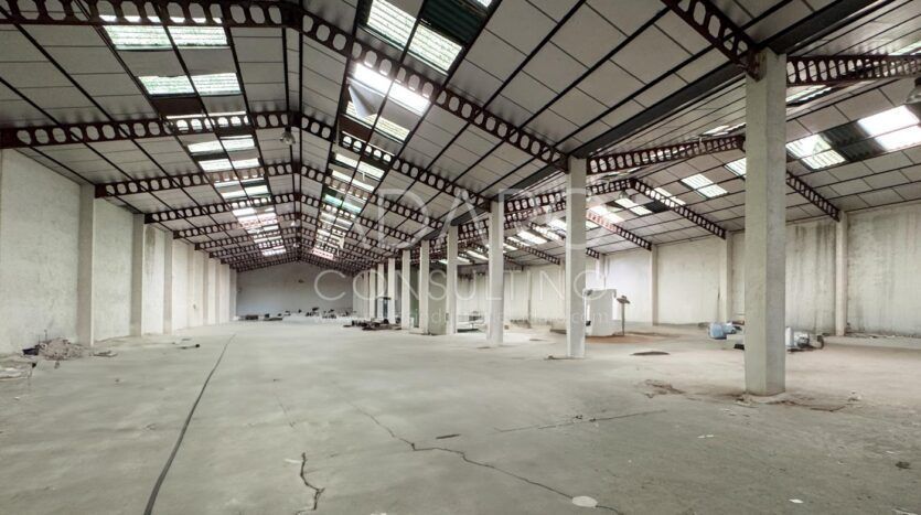 Venta de Nave Industrial en Torrejón de Ardoz de 2.129 m²
