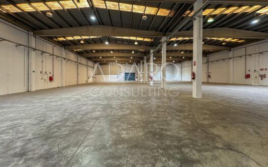 Nave Logística en Alquiler en Coslada de 2.524 m²