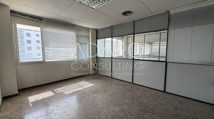 Nave Logística en Alquiler en Coslada de 2.524 m²