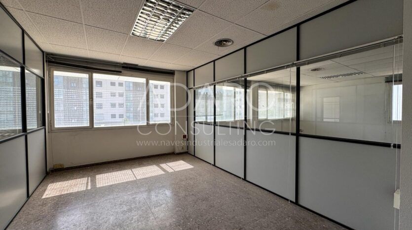 Nave Logística en Alquiler en Coslada de 2.524 m²