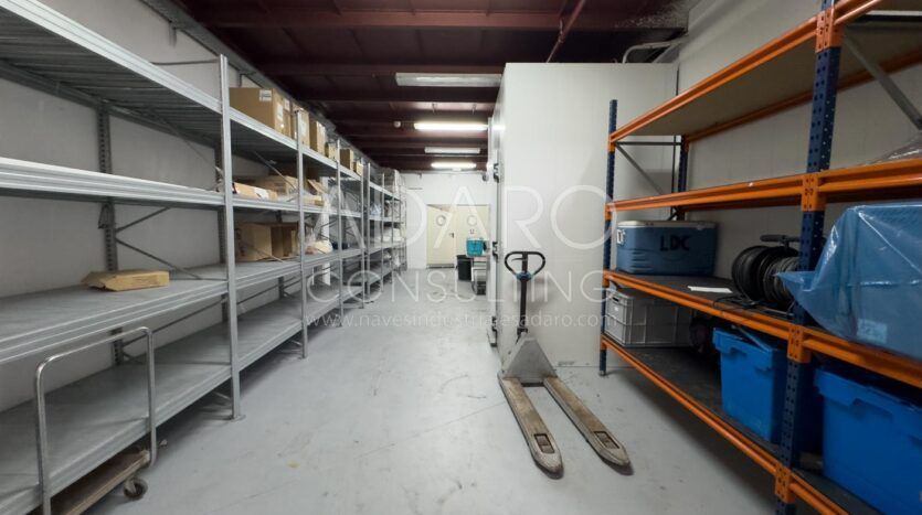 Nave Frigorífica en Venta en Móstoles de 633 m²