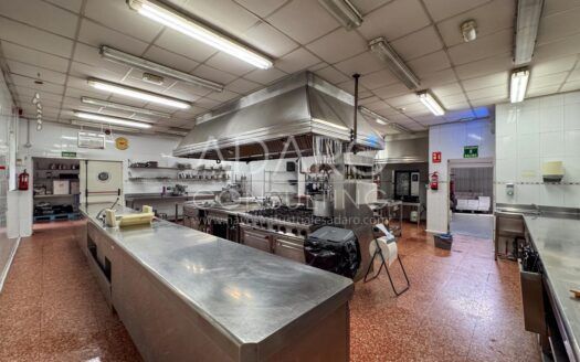 Nave Frigorífica en Venta en Móstoles de 633 m²