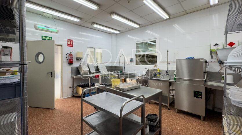 Nave Frigorífica en Venta en Móstoles de 633 m²
