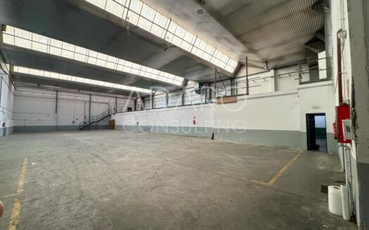 Nave Industrial en Alquiler en Vallecas de 1.203 m²