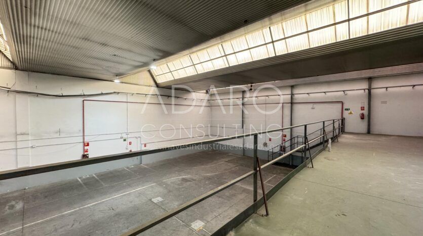 Nave Industrial en Alquiler en Vallecas de 1.203 m²