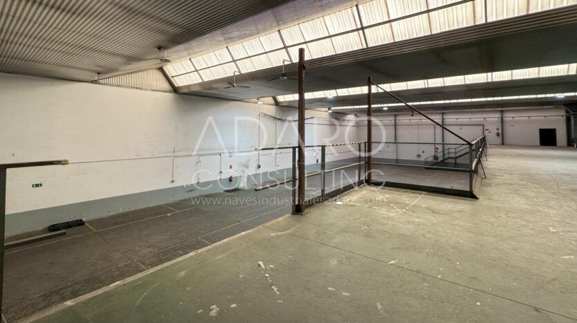 Nave Industrial en Alquiler en Vallecas de 1.203 m²