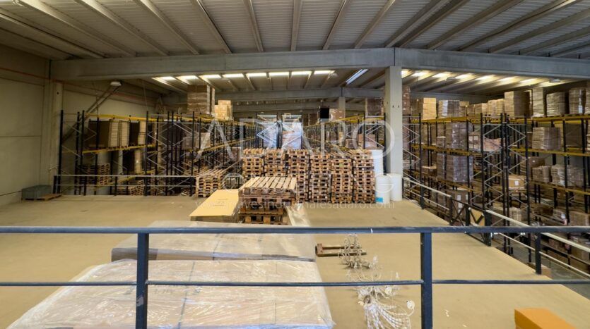 Alquiler de Nave Logística en San Agustín del Guadalix de 3.918 m2