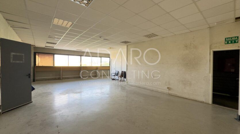 Alquiler de Nave Logística en San Agustín del Guadalix de 3.918 m2
