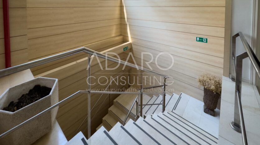 Alquiler de Nave Logística en San Agustín del Guadalix de 3.712 m²