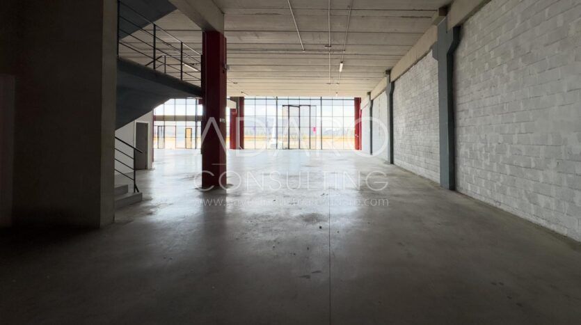 Alquiler de Nave Industrial en Alcalá de Henares de 2.800 m²