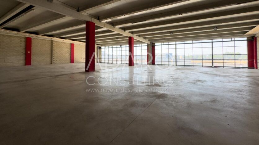 Alquiler de Nave Industrial en Alcalá de Henares de 2.800 m²