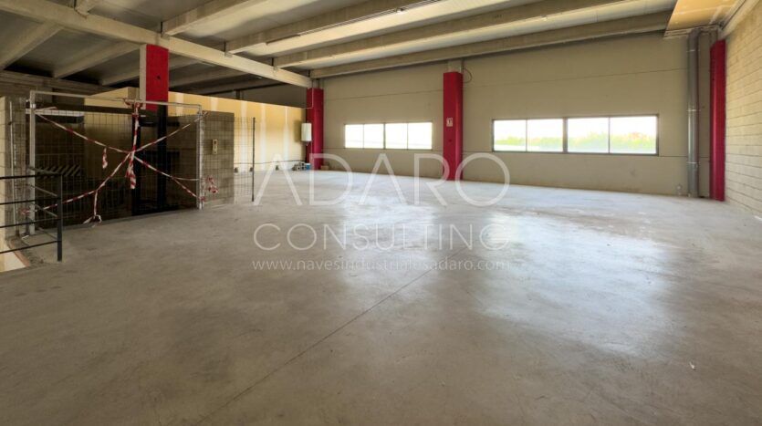 Alquiler de Nave Industrial en Alcalá de Henares de 2.800 m²