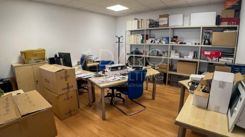 Nave industrial en venta en Cabanillas del Campo 780.000 €