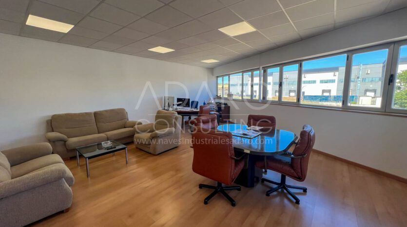 Nave industrial en venta en Cabanillas del Campo 780.000 €